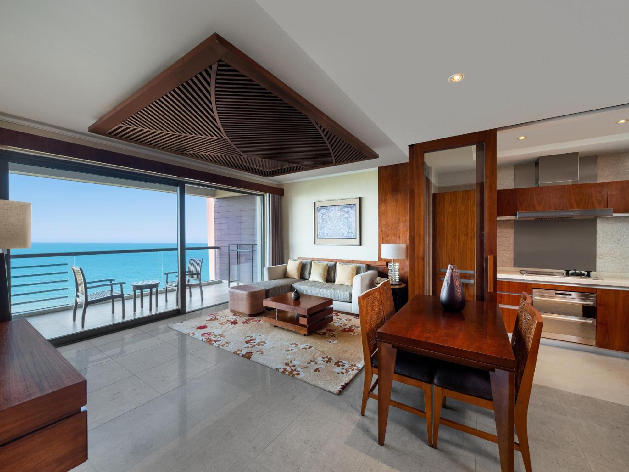 Pullman Oceanview Sanya Bay Resort & Spa Zewnętrze zdjęcie