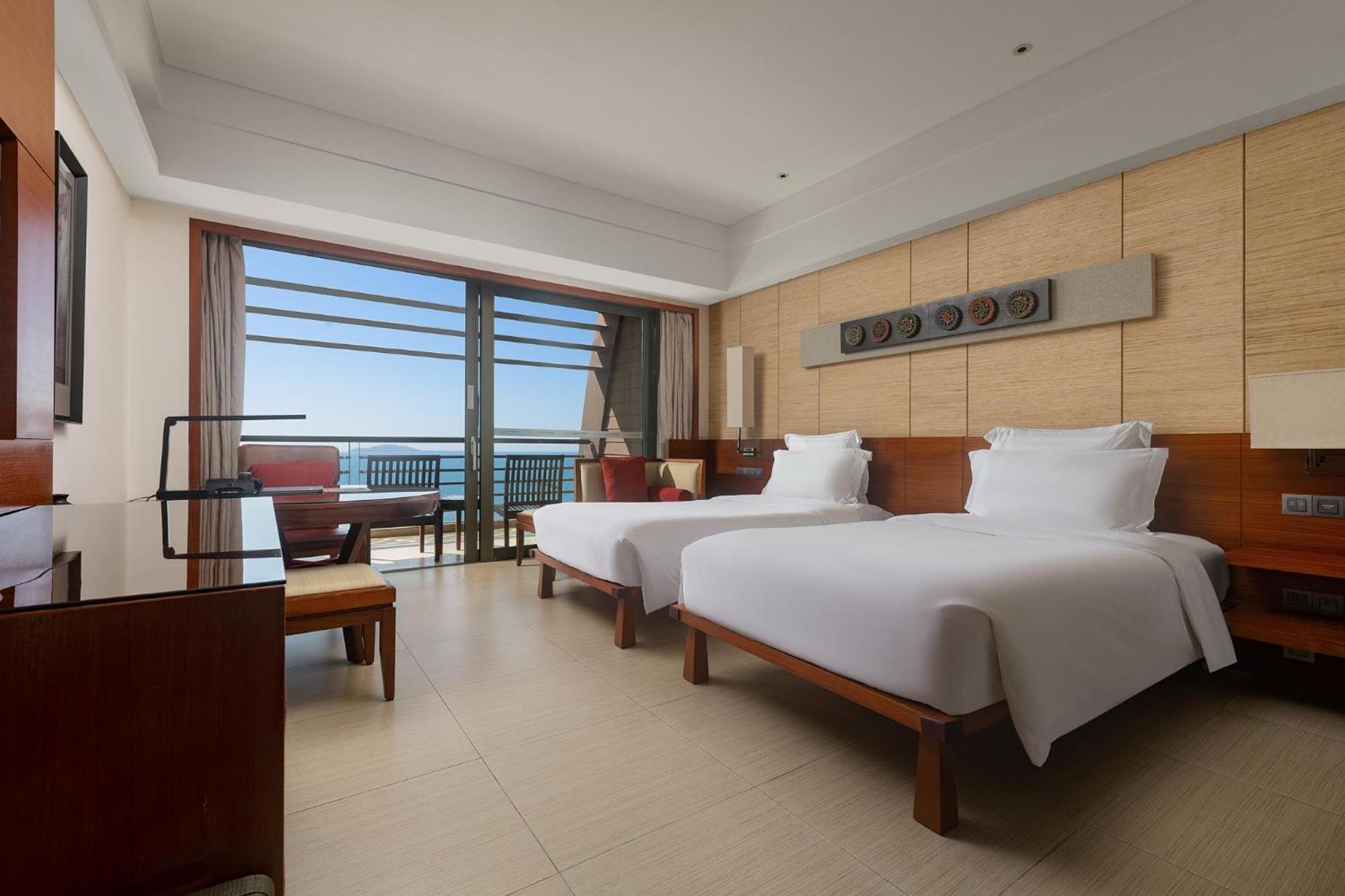 Pullman Oceanview Sanya Bay Resort & Spa Zewnętrze zdjęcie